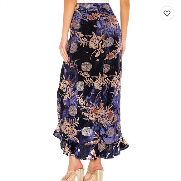 X Revolve Ferris Maxi Skirt - Picture 3 of 7